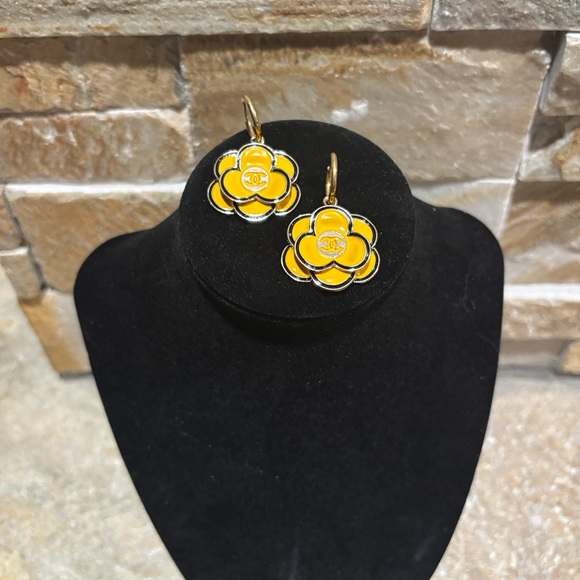 Gold and Yellow Camellia CC Button Charms - Picture 1 of 5